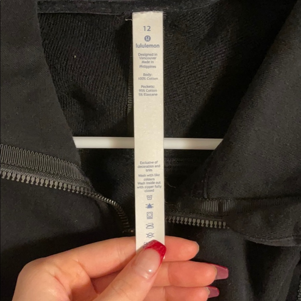 zip up - Picture 3 of 4